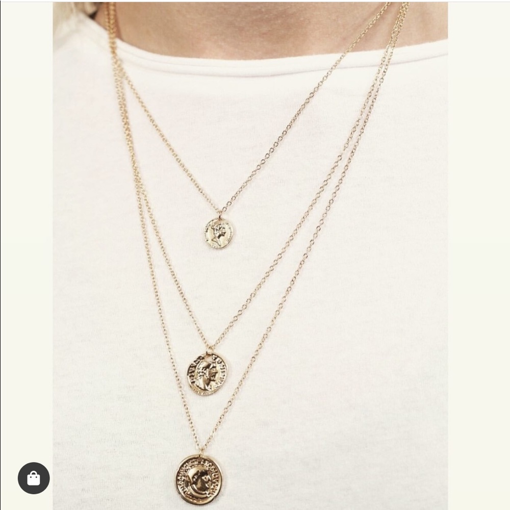 Gold Necklace, never worn NWT